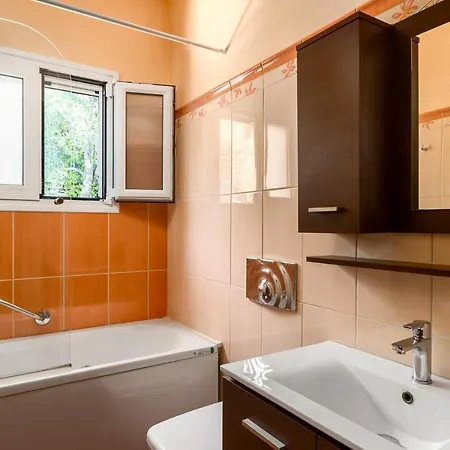 Seaview Leana With Private Pool By Konnect, Nisaki Nisaki (Corfu)