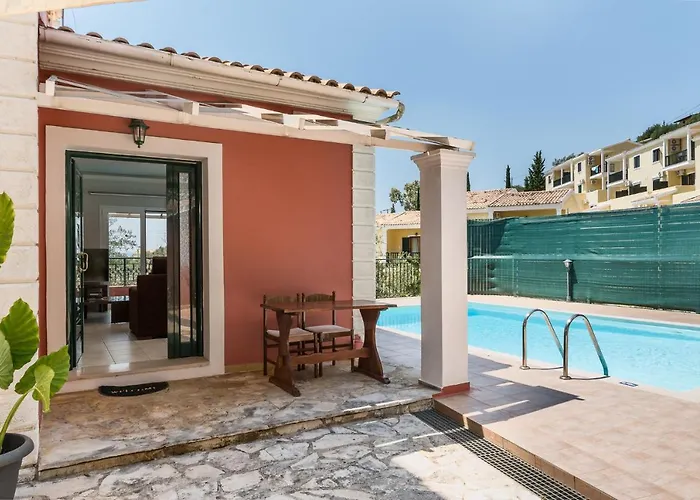 Vila Seaview Leana With Private Pool By Konnect, Nisaki