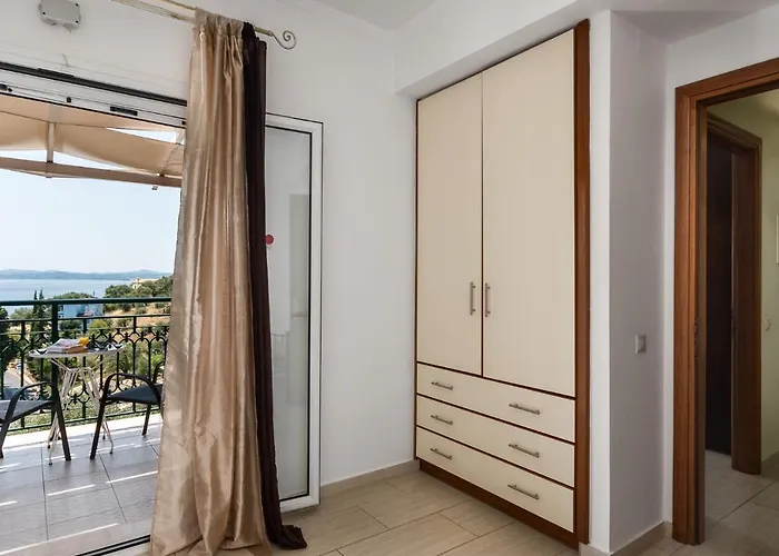 فيلة Seaview Leana With Private Pool By Konnect, Nisaki نساكيون